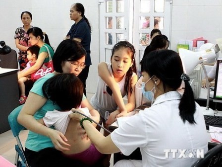  Bộ Y tế xây dựng chuẩn năng lực cơ bản bác sĩ đa khoa Việt Nam - ảnh 1